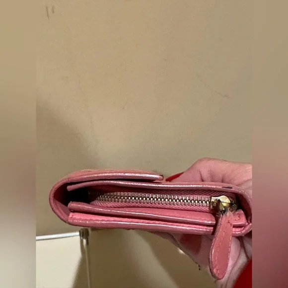 Bottega Veneta Light Pink Intreccio Long Wallet W/unbranded chain